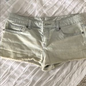 Victoria secret vs boyfriend jean shorts